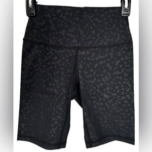 NWT Ododos S Black Leopard Print High Waisted Yoga Shorts